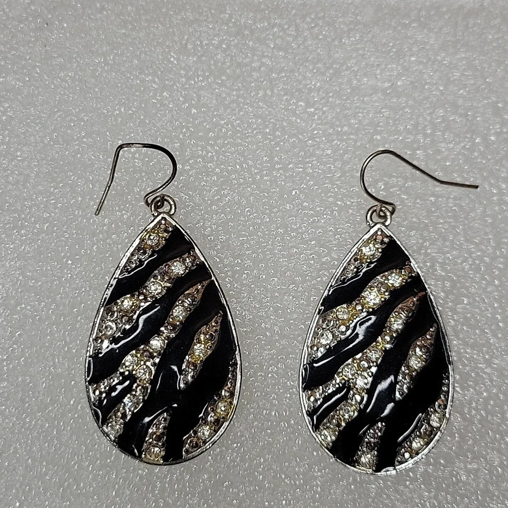 Black Enamel Rhinestone Silver Teardrop Dangle  Earrings